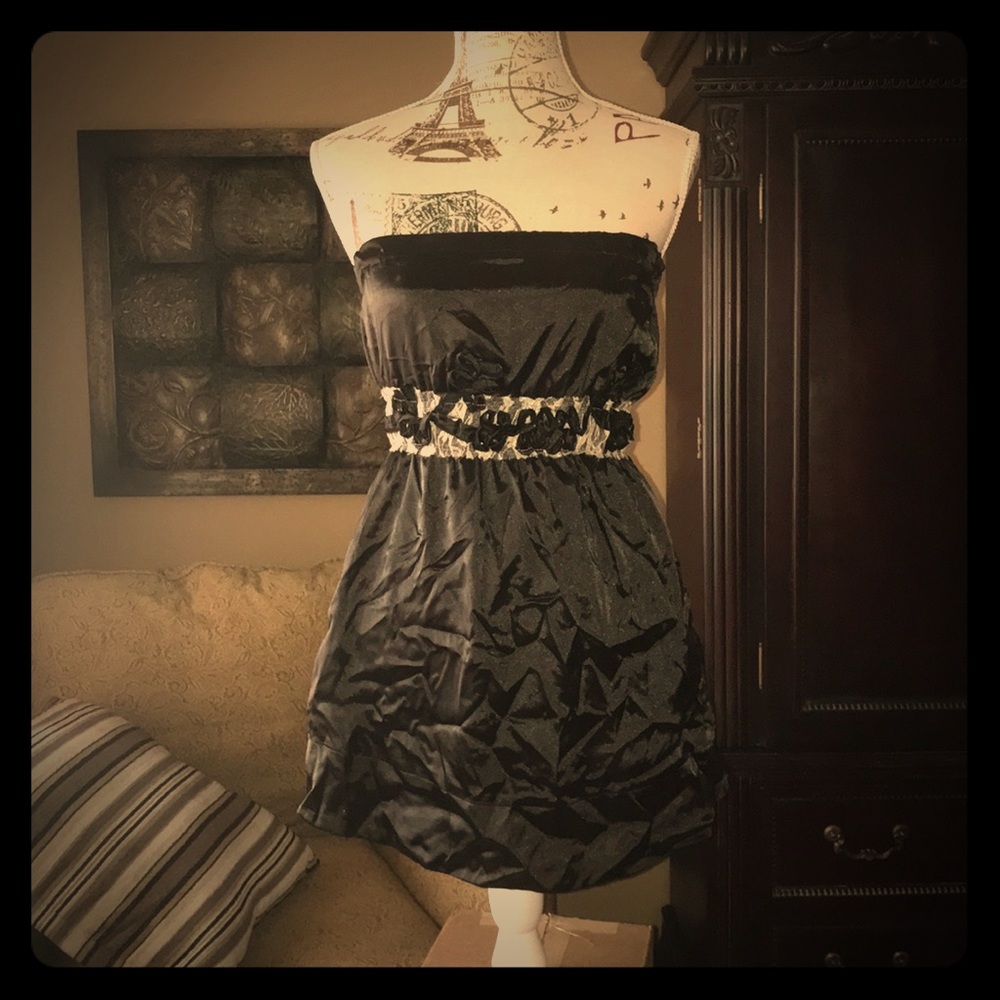 Classy Black Satin & Cream Lace Long Top